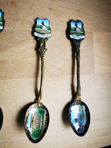 Kovové lžičky památeční s porcelánem 4 ks - 2