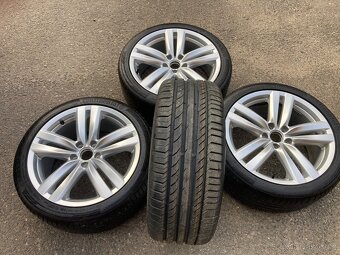 Vw R-line Alu r18,Kansas 235/40 18,letni pneu - 2