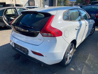 Volvo V40 1.6GTDi 132kW T4 2015 - Náhradní díly - 2