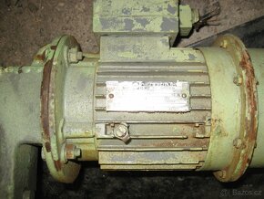 Motor s převodovkou - 2