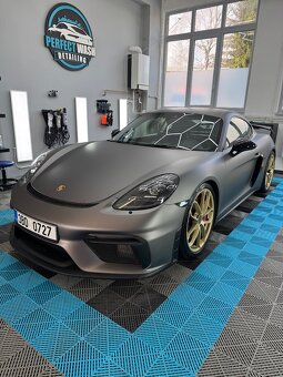 Porsche 718 gt4 - 2