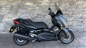 Yamaha Xmax 300 - 2