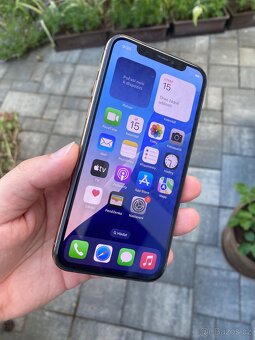 iPhone 11 PRO 256Gb…jako nový, 97% baterie - 2