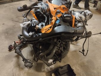 Motor 1.9 tdi 96kw pd AWX - 2