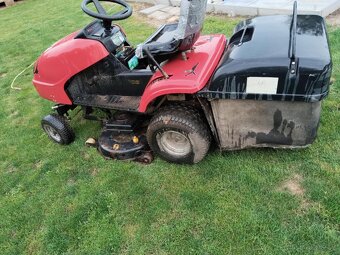 Prodám zahradní traktor - 2