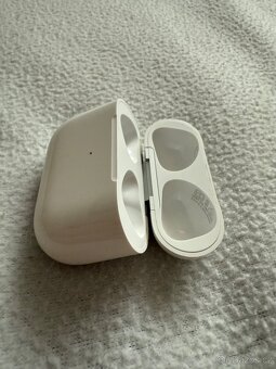 Apple AirPods 3 - 2