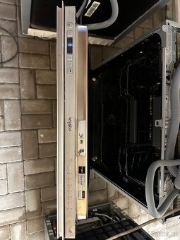 Myčka vestavná Whirlpool - 2