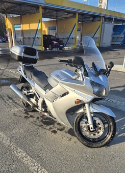 YAMAHA FJR 1300 - 2