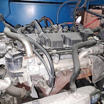 Volvo motor + převodovka 2.0D pro S40, V50, C70, V70, S80. - 2