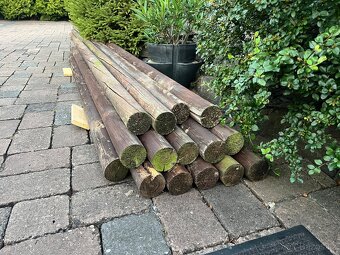 Dřevěné kůly - 2