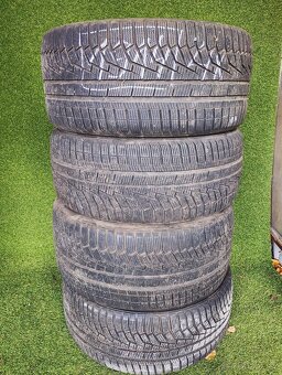 Zimní pneumatiky Hankook Winter icept EVO2 275/35 R19 - 2