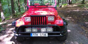 Jeep Wrangler 2.5 – US verze, veterán, výborný stav - 2