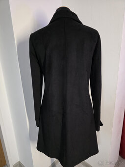 Áeron - Černý kabát - Sleva - 2