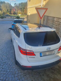 Hyundai Grand Sante Fe 2.2 CRDI 147kW - AWD - 2
