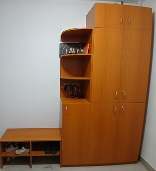 Předsíňová stěna - 2