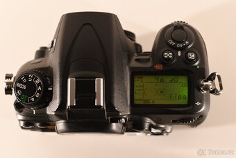 Nikon D7000 - 2