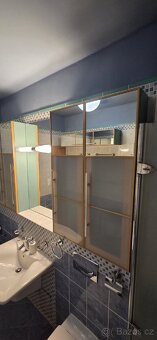 Nábytek do koupelny, skládku - 2