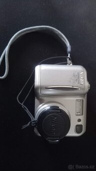 Nikon e4300, Nikon MH-53, Nikon EN-EL1 - 2