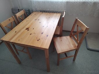 Jídelní stůl+4 židle masiv borovice - 2