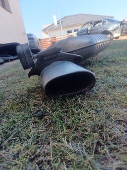 Výfuk, svody, koncový tlumič, katalyzátor BMW 318i E90 - 2