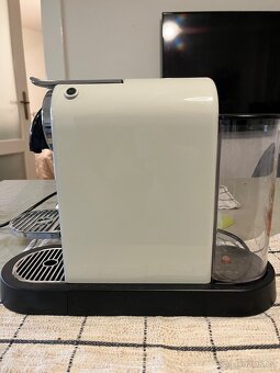 ☕ Kapslový kávovar Nespresso De’Longhi – velmi pěkný stav - 2