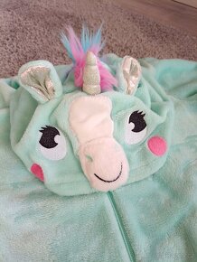 Heboučký overal C&A a další - 2