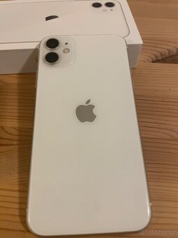Iphone 11, 64GB - super stav + pouzdro - 2