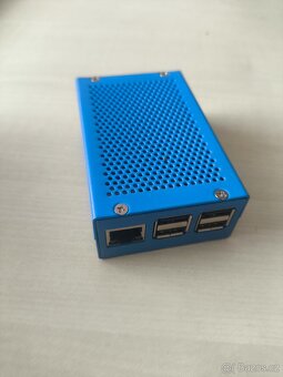 Raspberry pi 3B+ v hliníkové krabičce - 2