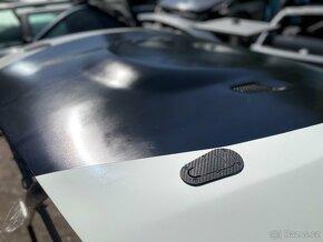 TUNINGOVA KAPOTA BMW 1 - 2