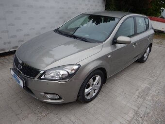 Kia Cee´d 1.4 16V, KLIMA, ČR - 2
