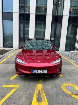 Tesla Model 3 PERFORMANCE 06/2024 Super Red - 2