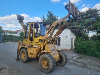 Traktorbagr Komatsu WB60A - 2
