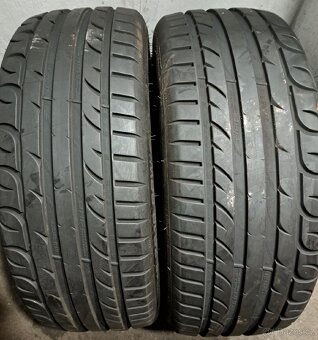 225/45/19 - 2