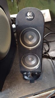 bedny k PC Logitech X-230 - 2