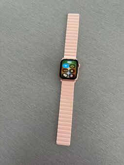 Apple Watch Series 6 40mm Zlatý hliník - 2