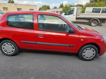 Renault Clio - 2