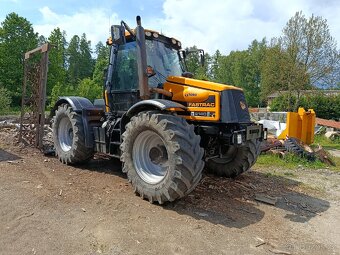 JCB Fastrac 2140 - 2