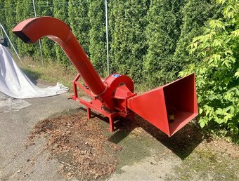Štěpkovač za traktor, malotraktor do prumeru 7 cm - 2