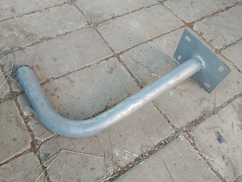 Držák na antenu pozinkovaný - 2