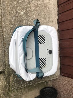 Autolednička 12v/220v Decathlon Quechua 30l - 2