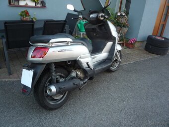 // PRODÁNO// YAMAHA  VP 300 VERSITY// STK: 3/2027// 28208 KM - 2