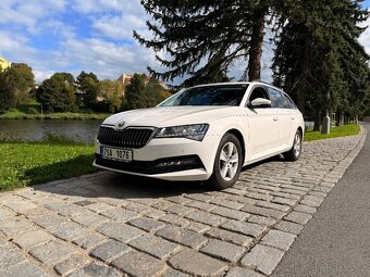 Škoda Superb Combi 2.0 TDI DSG – 110 kW, 2020, panorama - 2