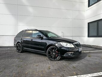 Škoda Octavia II Combi 2.0 TDI CR DPF RS DSG - 2
