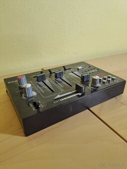 Zesilovací pultík - 2