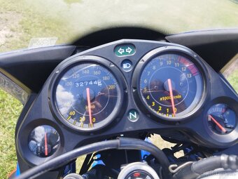 Honda cbr125r - 2