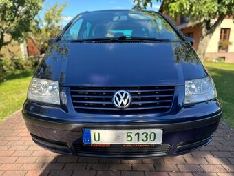 Volkswagen Sharan 2.0i 85kw Automat - 2