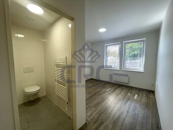 PRONÁJEM NEBYTOVÉHO PROSTORU O CP CCA 15,20 M2, MALOMĚŘICE - 2
