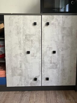 Prodám prostrannou skříňku - dobrý stav - 2