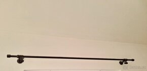 Stylové černé kovové garnýže + žabičky 2ks - 2