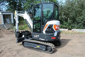 Výkopové práce bagrem Bobcat E27 v Rakovníku - 2